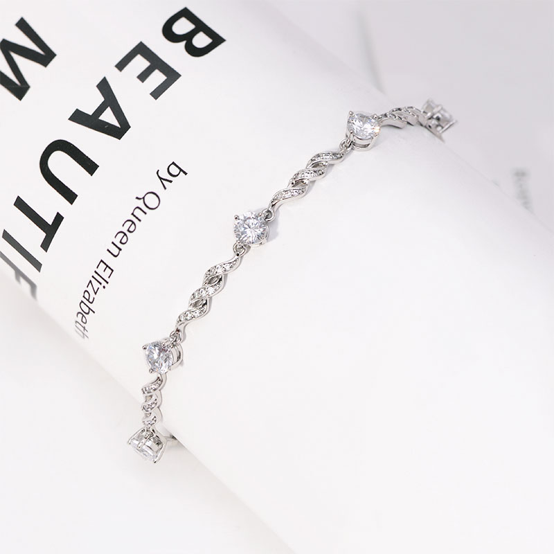 Mxgxfam (19.5x5mm) 可愛いホワイト/ブルー - Xcm Chain のレビューと価格